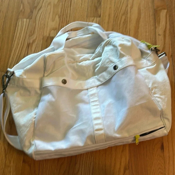 Stella McCartney large gym bag white + fluorescent yellow, great pre owned - Picture 1 of 4